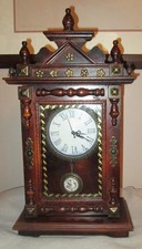 VINTAGE BATTERY QUARTZ RUN CLOCK WITH PENDULUM NICELY DECORATED NEEDS WORK