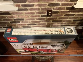 LEGO 10220 - Creator Expert - Volkswagen T1 Camper Van  New Sealed Retired