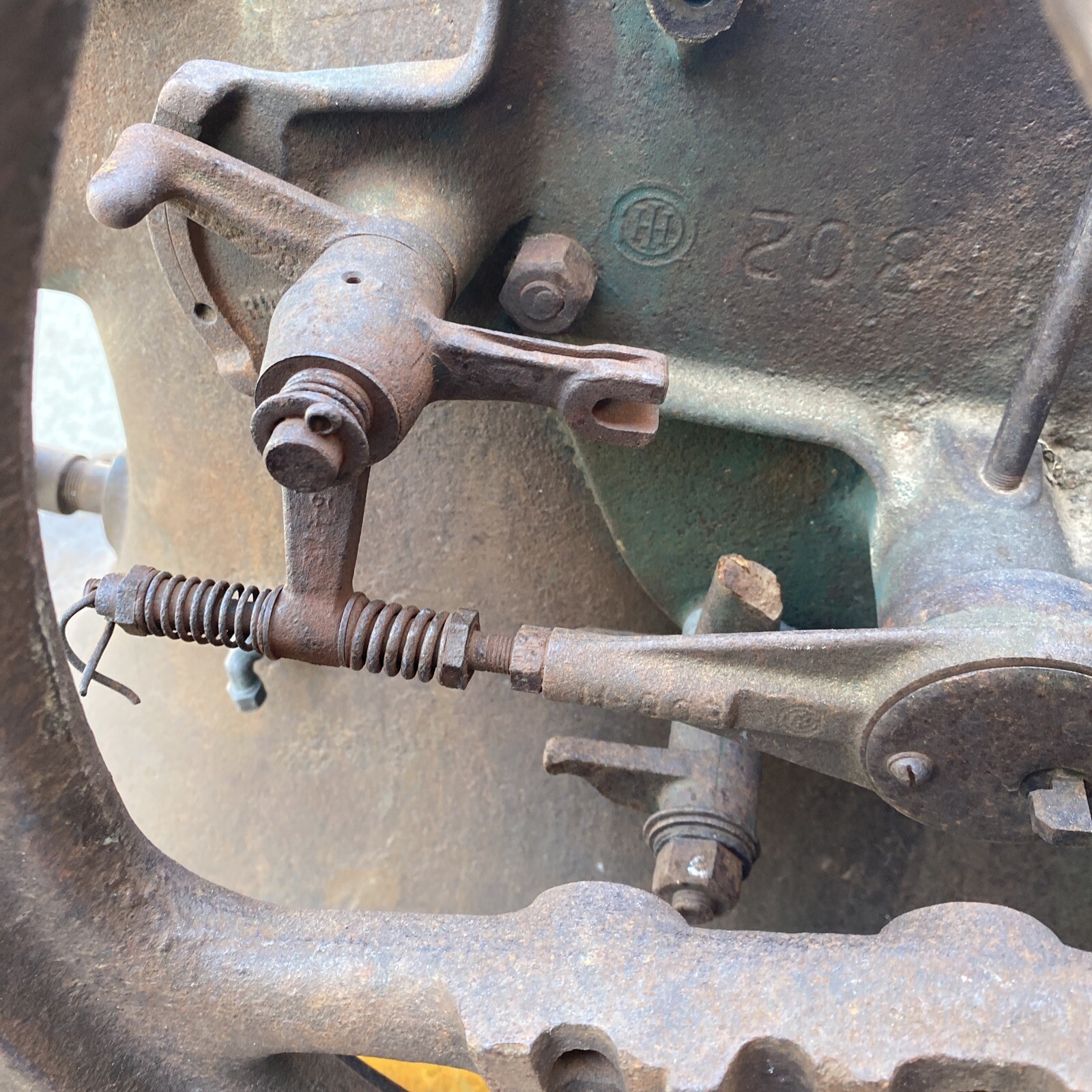 IHC Type M 6hp Block Piston Flywheels Governor & parts Old Hit & Miss