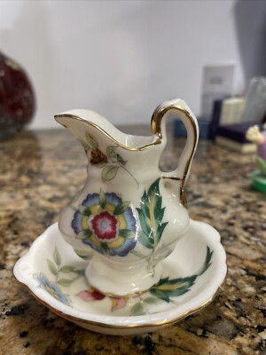 Vintage Delton Products Corp. Miniature 2.5''t Pitcher & 3''di Wash Bowl Set