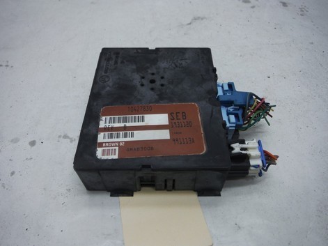 Pontiac Grand Prix GT 2000 módulo de control de carrocería 10427830 fabricante de equipos originales 98 99 01 02 03 - Imagen 1 de 8