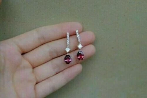 Pendientes colgantes/gotas de turmalina rosa corte ovalado de 4 quilates para mujer acabado en oro blanco de 14 quilates Foto 3 de 3