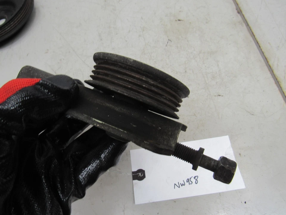 皮带张紧器 Pully MONTERO 运动 1994 1998 P/S 动力转向油泵滑轮 — 第 4/4 张图片