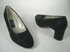 Selby Shoes Black Fabric Pump Women Pattern Stitch  Size 7 1/2 US A Width 7.5
