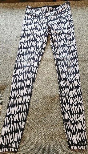 Lot Of 2 Iviva by Lululemon Girls Sz 12 Leggings Navy Blue Black White Print EUC - Picture 11 of 13