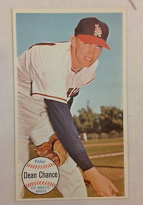 Dean Chance #16 Los Angeles Angels NM 1964 Topps Giants ** Set Break **