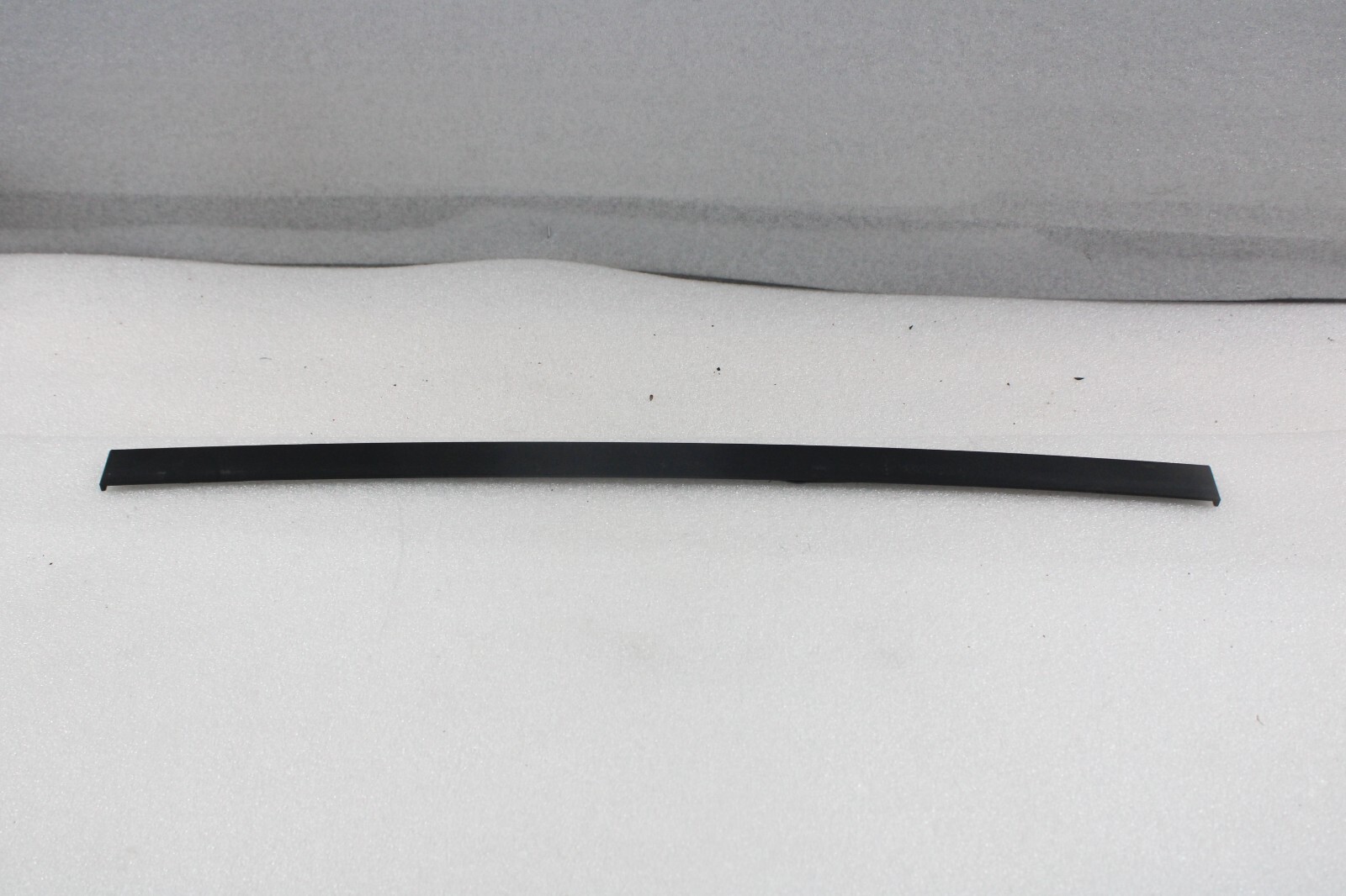 Ferrari California, Rear Bumper Screw Cover, Used, P/N 69769100