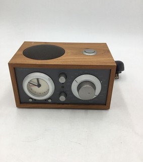 Tivoli Audio Model Three AM/FM Analog Clock Radio Henry Kloss Walnut Finish