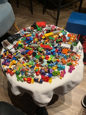 Kinder überraschungseier figuren und andere Kleinspielzeug
