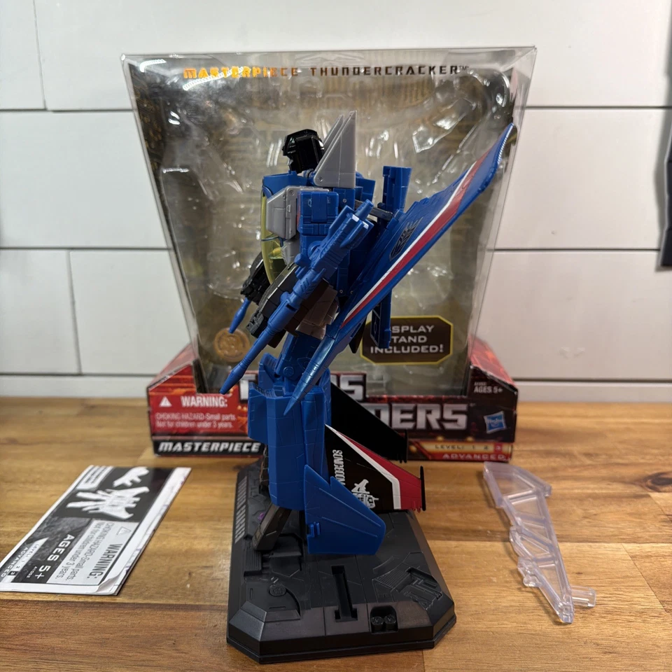 Hasbro Transformers Masterpiece Thundercracker Toys R Us Exclusive 2012 - Image 4 of 4