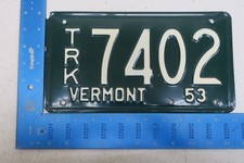 Vermont License Plate Tag VT 1953 53 Truck Trk # 7402 Green Mountains