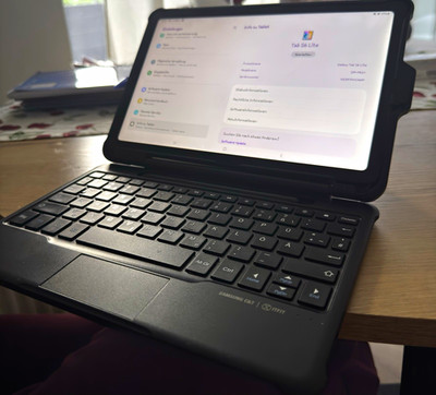 Samsung Galaxy Tab S6 Lite Tastaturhülle 10,4 Zoll Schwarz Stand SM-P620
