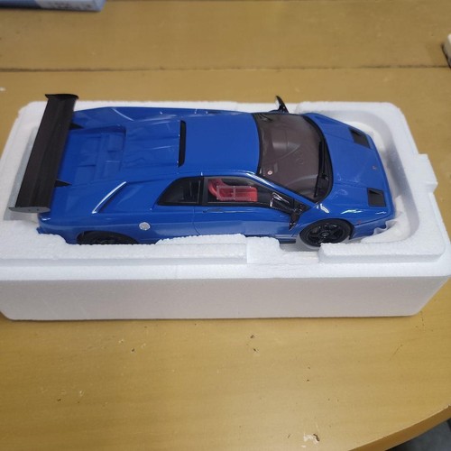 Kyosho 1/18 Lamborghini Diablo SV-R - Picture 3 of 8