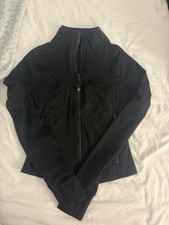 Lululemon Define Cropped Jacket Size 0 Polka Dot Flock NWT