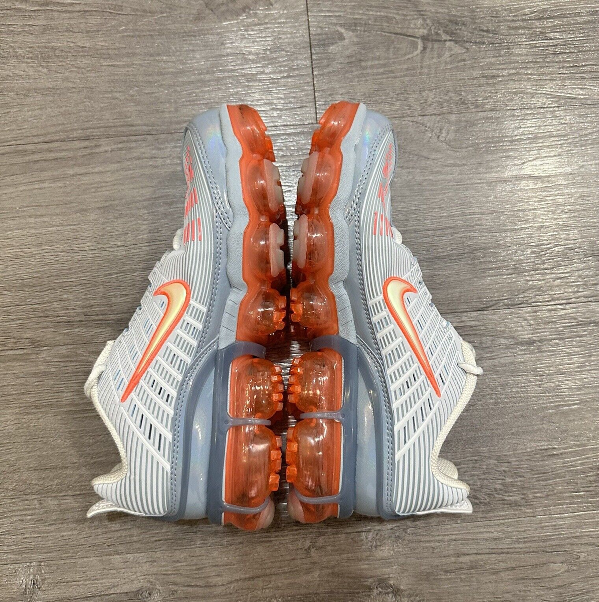 nike air vapormax 360 sky grey flash crimson