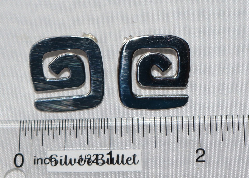 Silpada Sterling Silver Vintage Geometric Maze Post Earrings P0338 | eBay