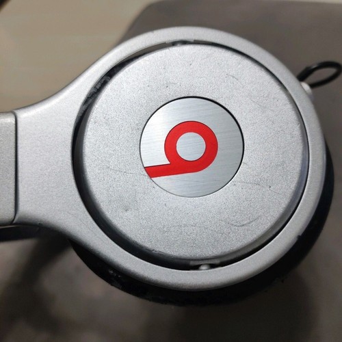 Beats by Dr. Dre Pro Beats Over the Ear Headphones Silver from JP - Picture 4 of 5