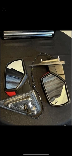 2015 Chevy Silverado 1500 Driver And Passenger OEM Side View Mirrors