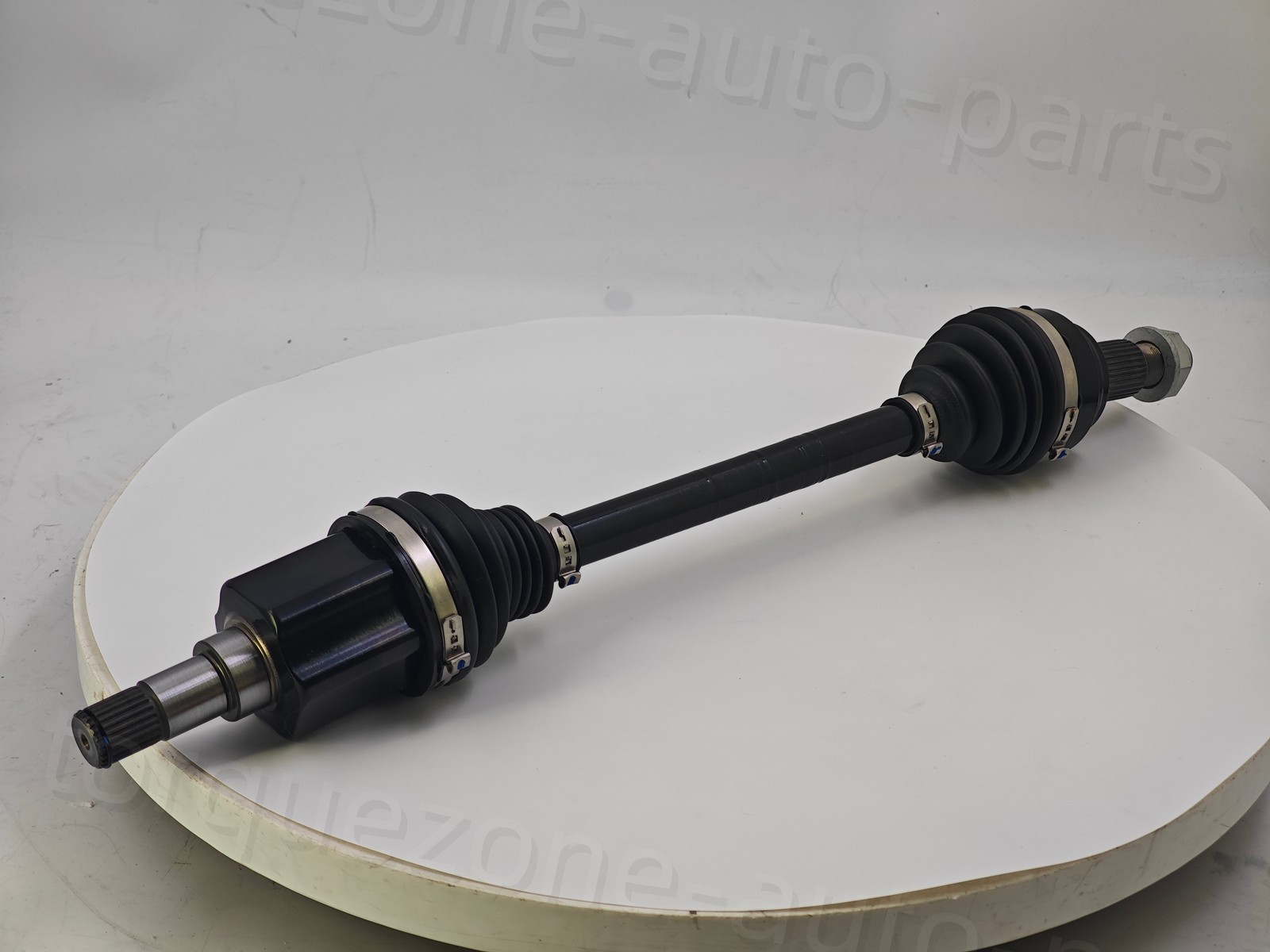 670035142  Shaft Axle Right Front for Maserati Ghibli 14 16 17 18 19 LEVANTE
