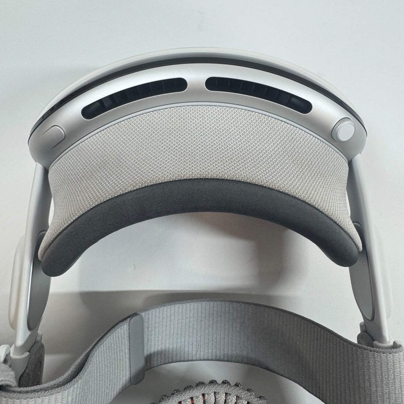Apple Vision Pro 512GB Standalone All-in-One VR Headset MQL93LL/A