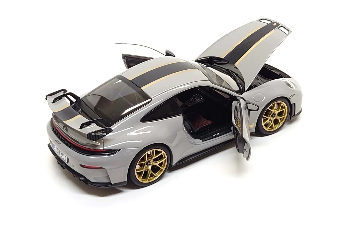 Norev 1:18 Porsche 911 GT3 (992.2) in Chalk / Gold