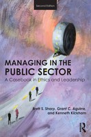 Brett Sharp (U. A.) | Managing In The Public Sector | Taschenbuch | Englisch