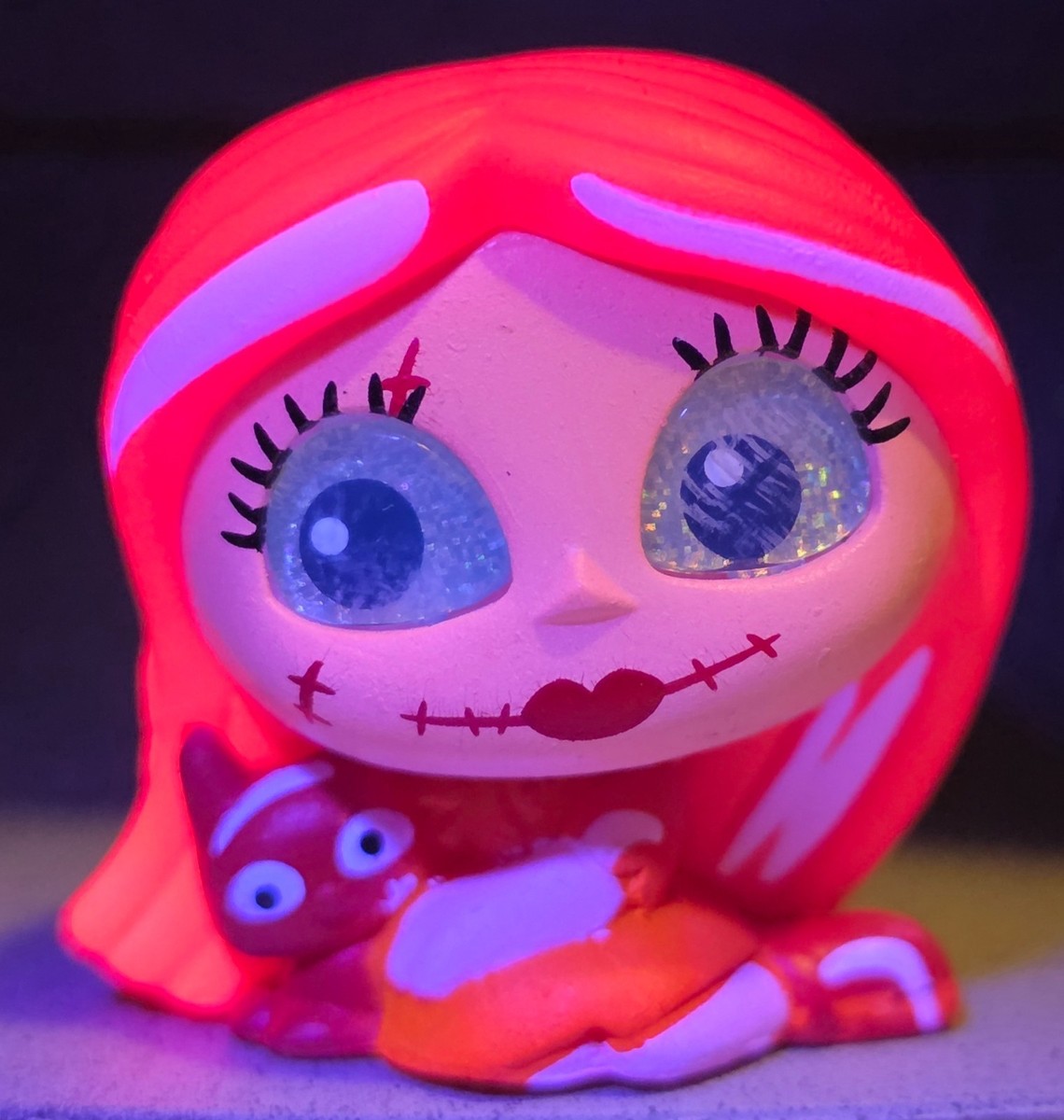 Sally - Disney Doorables Neon Pop Series - Nightmare Before