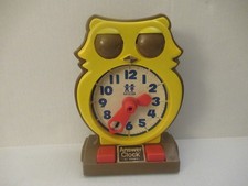 TOMY Educational Analog  Digital Yellow Owl Answer Clock Vintage 