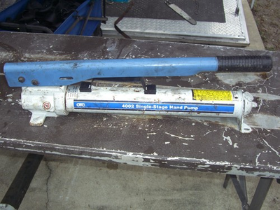 #ad OTC 4002 Single Speed Hydraulic Hand Pump 10000 PSI New in Box $190.00