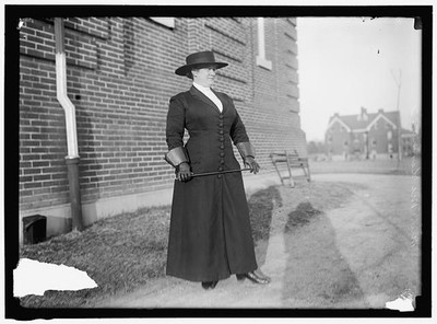 Photo:Mrs R M McLennan Suffragette 1913 Portrait Woman Hat Cane