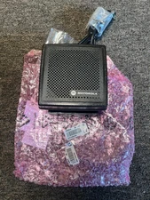 Motorola HSN4031B 7.5W External Speaker APX / XTL / PM1500 Radio With Bracket