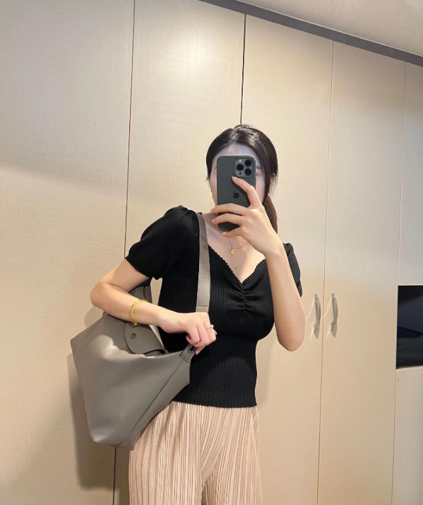 限定*国内発送*LONGCHAMP Le Pliage Xtra M Boots Bag*手提げ Le Pliage Xtra M Boots bag Khaki - Leather | Longchamp US