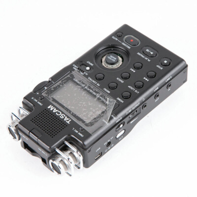 Tascam DR-100mkII Portable 2-Channel Linear PCM Recorder Tascam DR-100mkII Portable 2-Channel Linear PCM Recorder