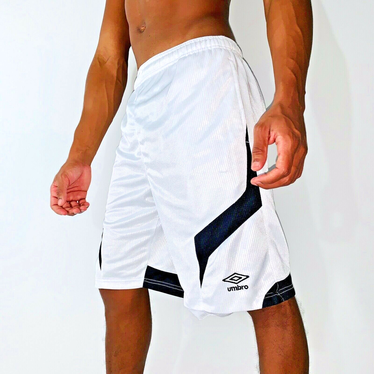 韓国*UMBRO■Light 5.5 Short Shorts Umbro Basketball Dazzle Shorts Vintage White Black Small | eBay