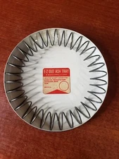 Metal Ashtray Spiral Wire Blue/White Insert 5” Vintage Mid Century Modern 1950s