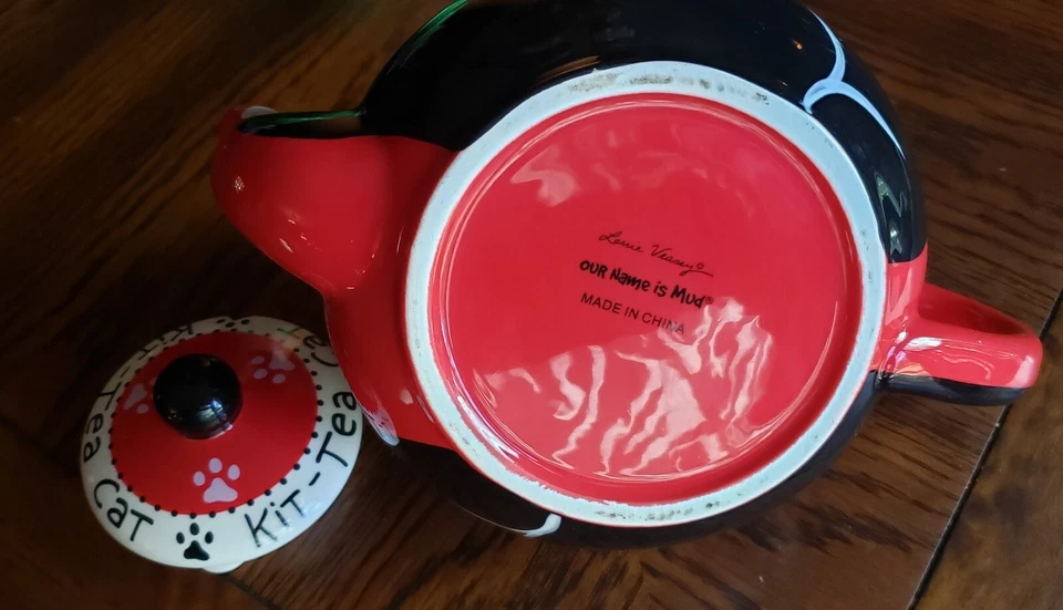 Kit - Tetera Tetera-Gato Lorrie Veasey Cerámica Roja y Negra "Nuestro Nombre Es Barro" Foto 3 de 4
