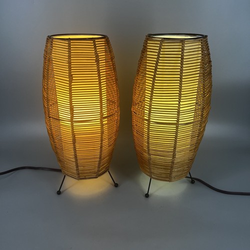 Pair VTG Retro Mid Century Modern MCM Beehive Rattan Wicker Lamp Tripod Base - Picture 4 of 9