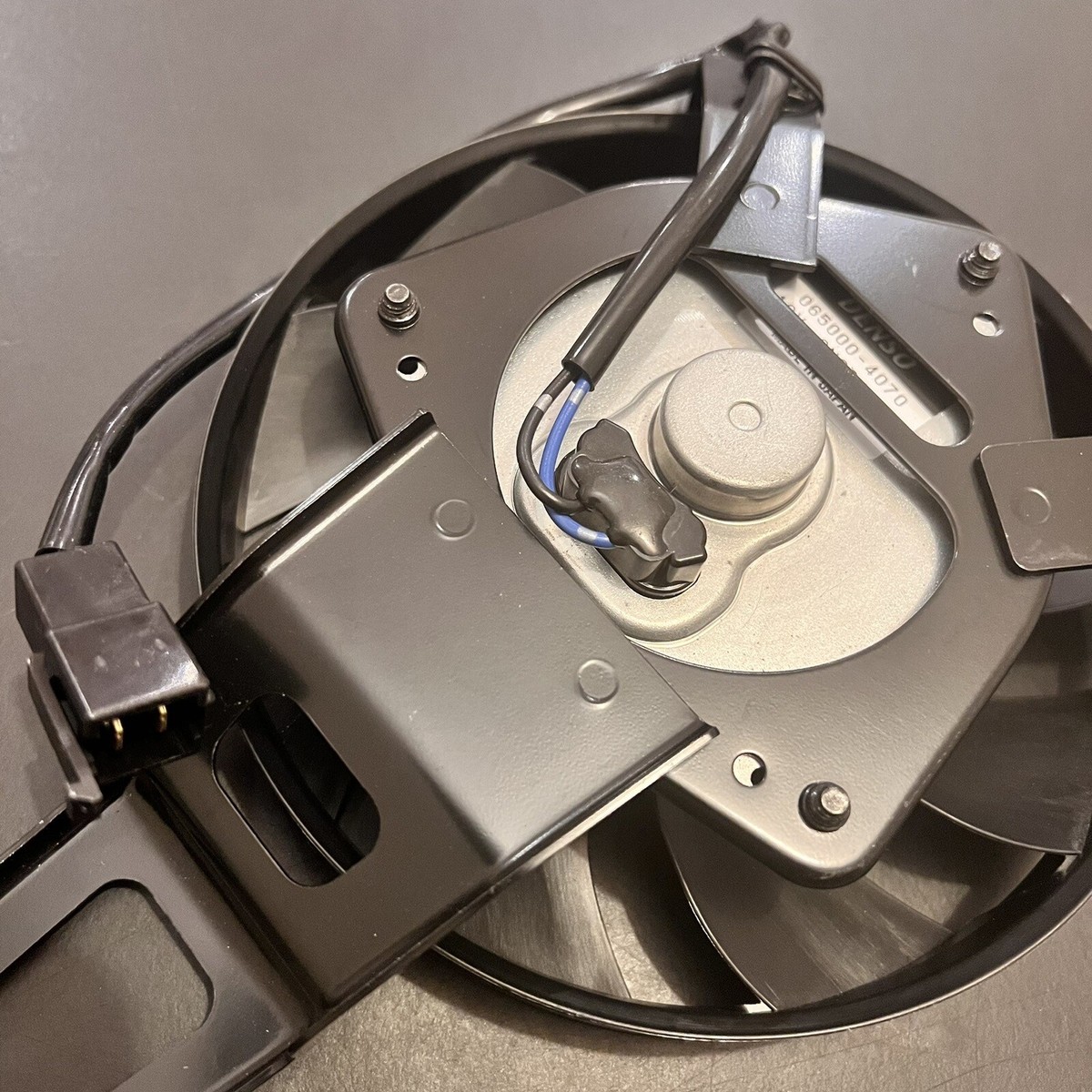 2011-2020 KAWASAKI ZX-10R Fan - 595020606 for sale online | eBay