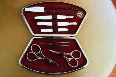 VTG Daniel Peres Solingen 7 piece Manicure Kit  W/ Case from Germany