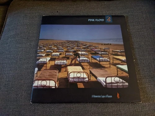 PINK FLOYD.ORIGINAL 1987 VINYL LP.A MOMENTARY LAPSE OF REASON.VG+.W/INSERT