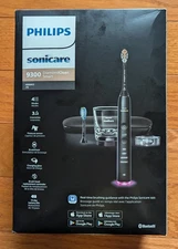 Philips Sonicare DiamondClean Smart 9300 Electric Toothbrush HX9903/15 Black.