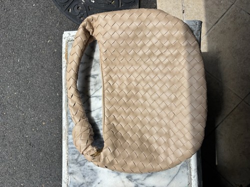 Bottega Veneta Intrecciato Jodie Woven Zip Shoulder Bag Beige Small/Teen