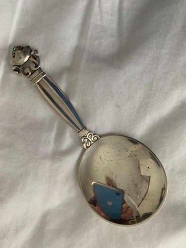 Antique Georg Jensen Sterling Silver Baby spoon Acorn pattern - Picture 1 of 6