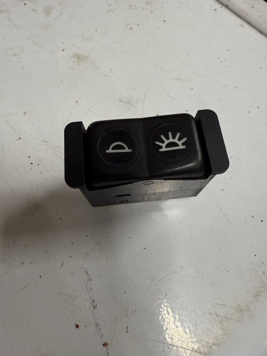 MERCEDES BENZ SL R 107 560sl Dome Light Switch 0028204910 for sale