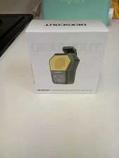 Wearable Bluetooth SpeakerClip-on Wireless Portable Mini Water-Resistant Play