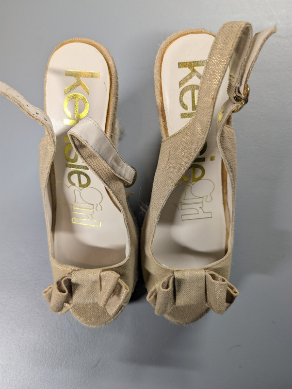 Kensie Girl Beige Solid Wedge Sandals Bow Ankle Strap Buckle Women's 8.5