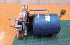 Millipore XX6022050 Drehschieber Luftkompressor / Vakuumpumpe - ungeprüft