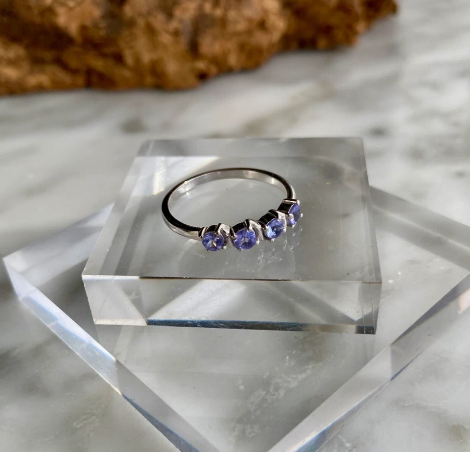 Anel fino sólido 950 platina quatro pedras com corte redondo azul simulado tanzanita - Imagem 4 de 4