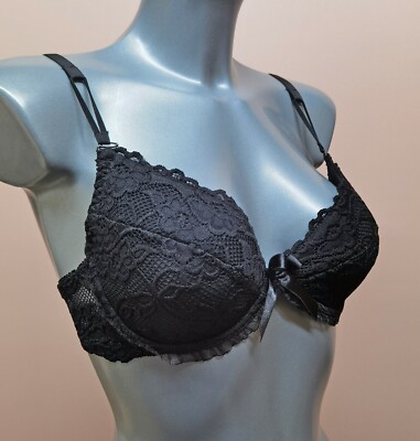 Roza Carmen schwarz Push Up BH Spitze, Band Detail Geschenkbox Größe 34C (EU 75C)