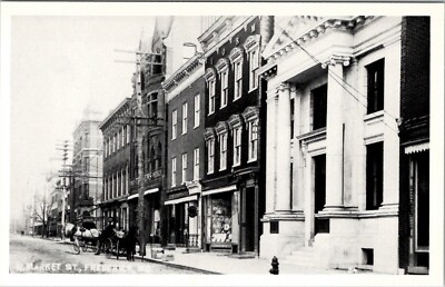 Frederick Maryland N Market Street Scene Early View Repro Postcard U14